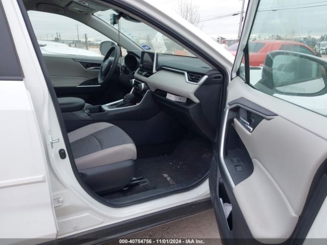 2T3W1RFV6RC274781 Toyota Rav4 Xle