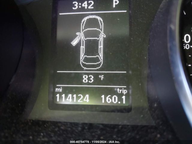 1VWDT7A31HC039973 Volkswagen Passat 1.8t R-line