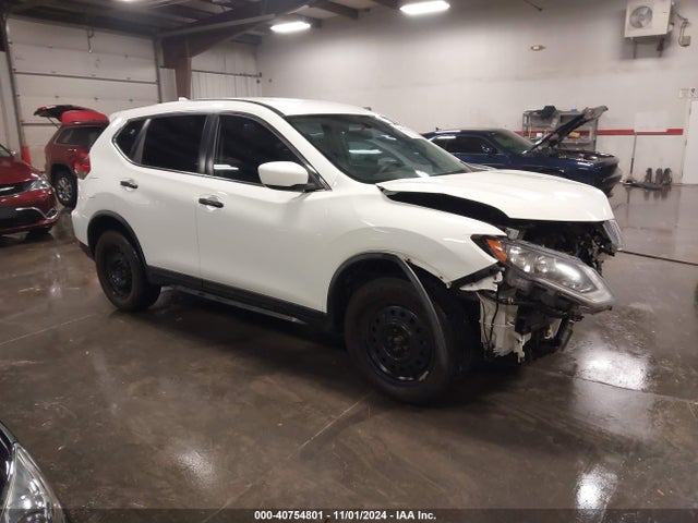 2018 KNMAT2MT9JP521433 main image