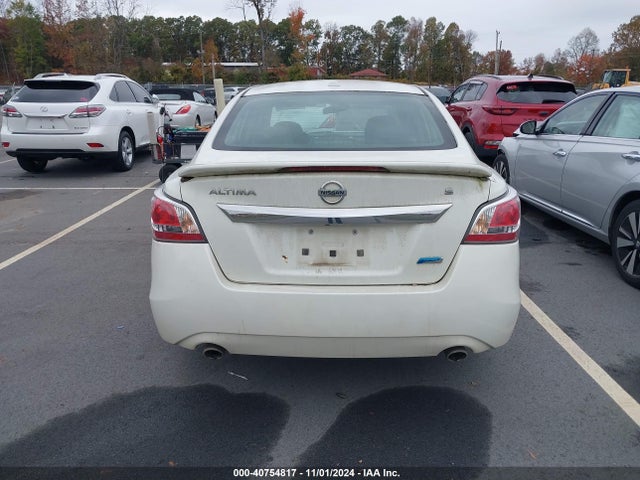 Nissan Altima 2.5 S 2014 1N4AL3AP8EN389933 Image 16