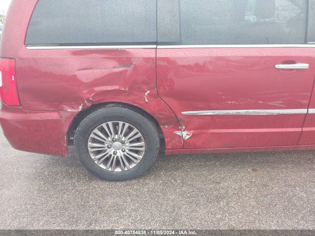 2C4RC1CG5ER107815 Chrysler Town & Country Touring-l