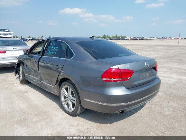 1VWCT7A3XFC027149 Volkswagen Passat 1.8t Sel Premium