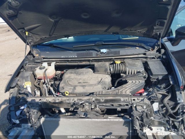 2C4RC1DG8MR547766 Chrysler Voyager Lxi