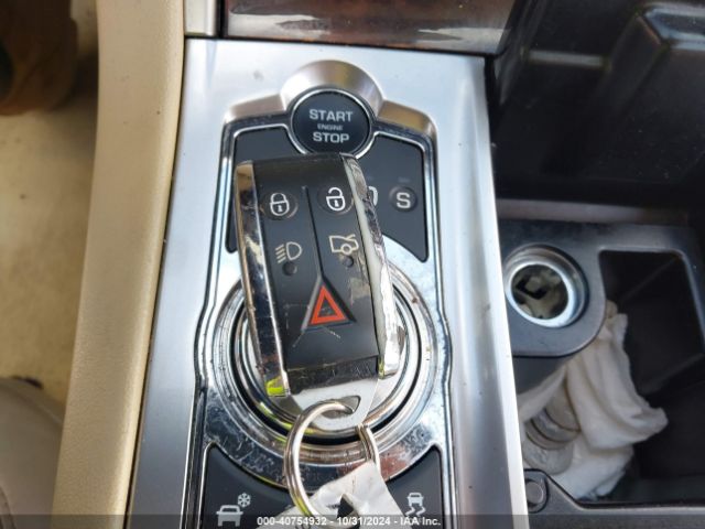 2011 JAGUAR XF SAJWA0FB9BLS12303 Photo 10
