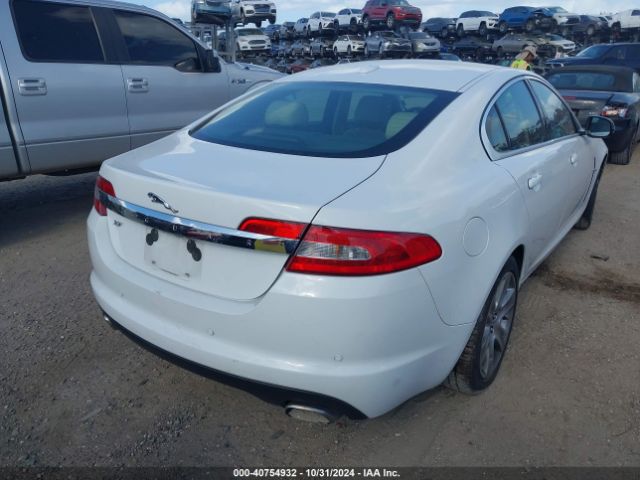 2011 JAGUAR XF SAJWA0FB9BLS12303 Photo 3