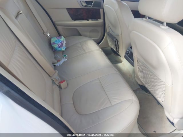 2011 JAGUAR XF SAJWA0FB9BLS12303 Photo 7