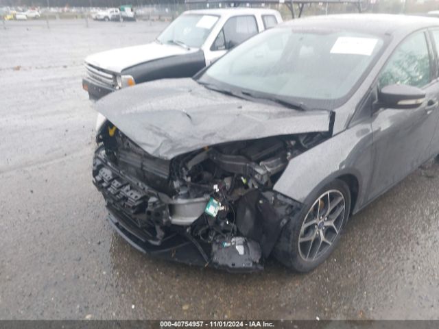 1FADP3M22HL308720 Ford FOCUS SEL