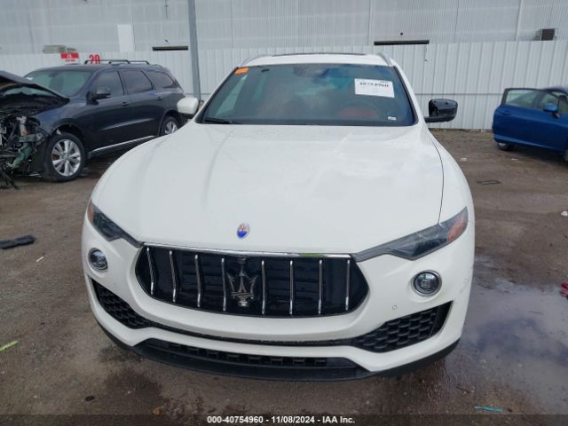 ZN661YUA8HX241248 Maserati LEVANTE S