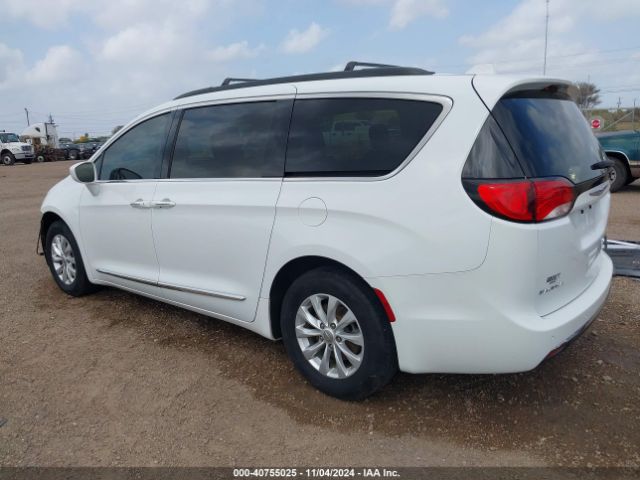 2C4RC1BG8HR613001 Chrysler Pacifica Touring-l