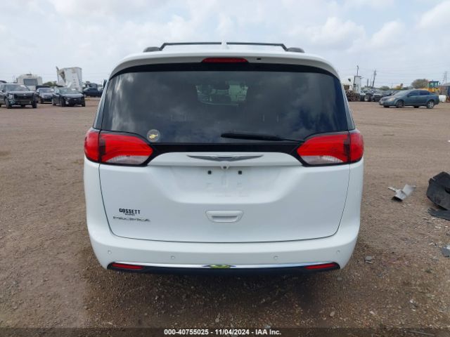 2C4RC1BG8HR613001 Chrysler Pacifica Touring-l