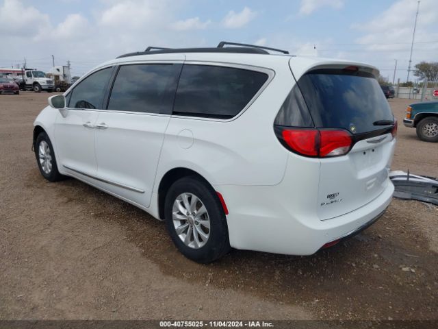 2C4RC1BG8HR613001 Chrysler Pacifica Touring-l