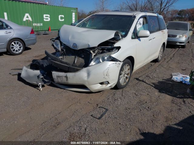 5TDDK3DC4FS101226 Toyota Sienna Xle 7 Passenger