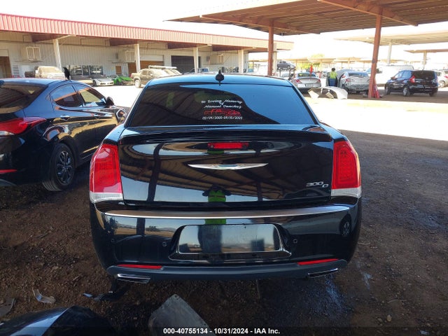 Chrysler 300c Platinum 2015 2C3CCAPT0FH875906 Image 17