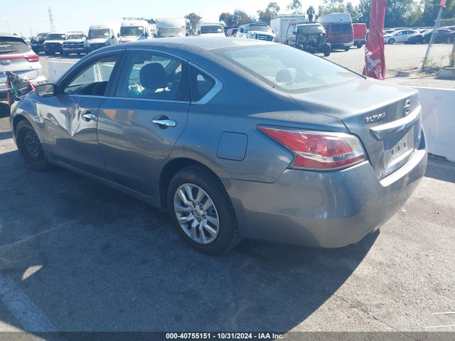 Nissan Altima 2.5 S 2014 1N4AL3AP0EC323226 Image 3