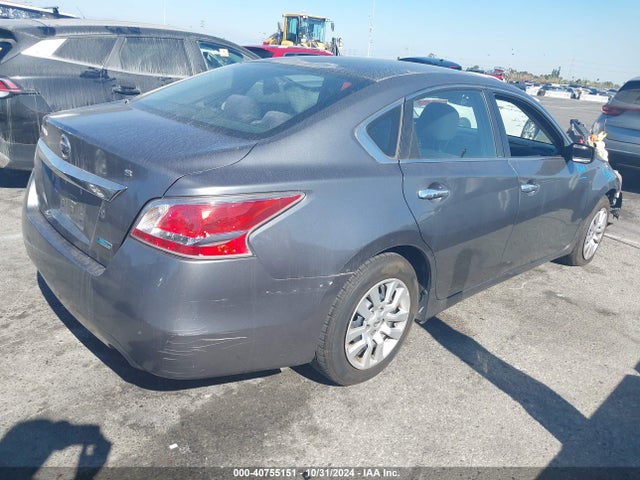Nissan Altima 2.5 S 2014 1N4AL3AP0EC323226 Image 4