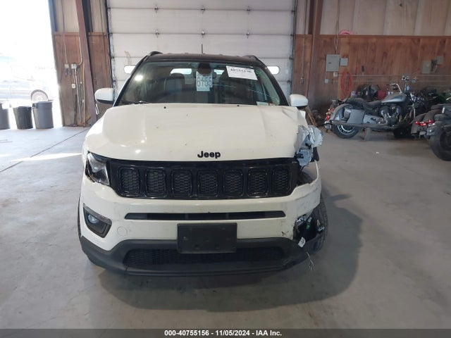 3C4NJCBB1JT460890 Jeep Compass Altitude Fwd