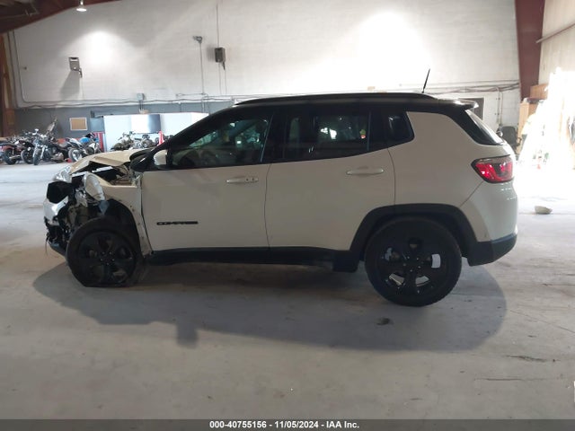 3C4NJCBB1JT460890 Jeep Compass Altitude Fwd