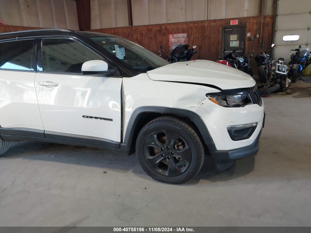 3C4NJCBB1JT460890 Jeep Compass Altitude Fwd