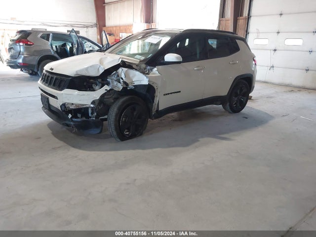 3C4NJCBB1JT460890 Jeep Compass Altitude Fwd
