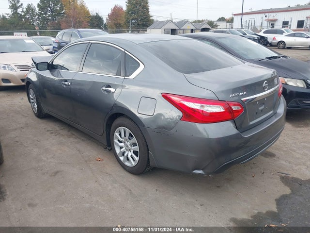 Nissan Altima 2.5 S 2017 1N4AL3AP8HC472682 Image 3
