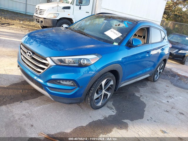 Hyundai Tucson Value 2018 KM8J33A28JU819325 Image 2