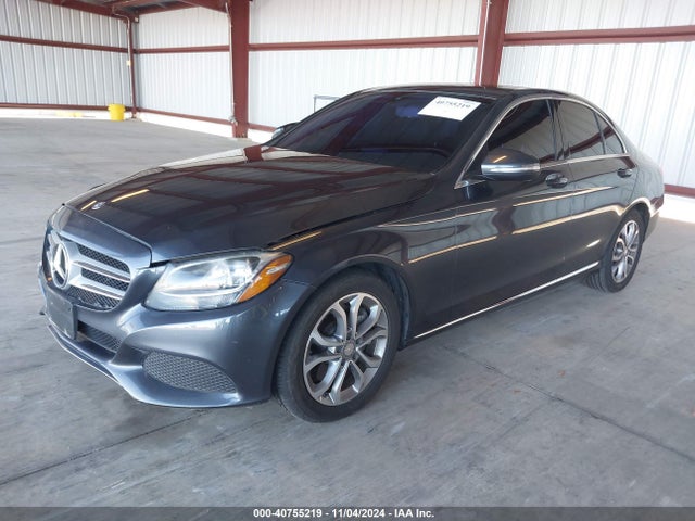 55SWF4JB5FU088486 Mercedes-Benz C 300 Luxury/sport