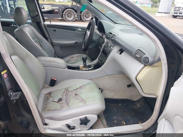 2003 MERCEDES-BENZ C-CLASS WDBRF81J93F412994 Photo 4