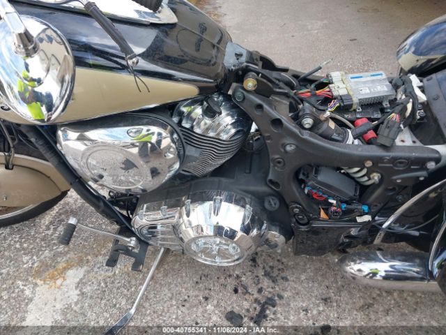 2021 INDIAN MOTORCYCLE CO. SPRINGFIELD 56KTHAAA1M3396943 Photo 8