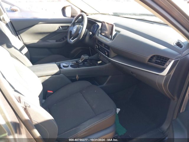 5N1BT3AB9RC685723 Nissan Rogue S Intelligent Awd