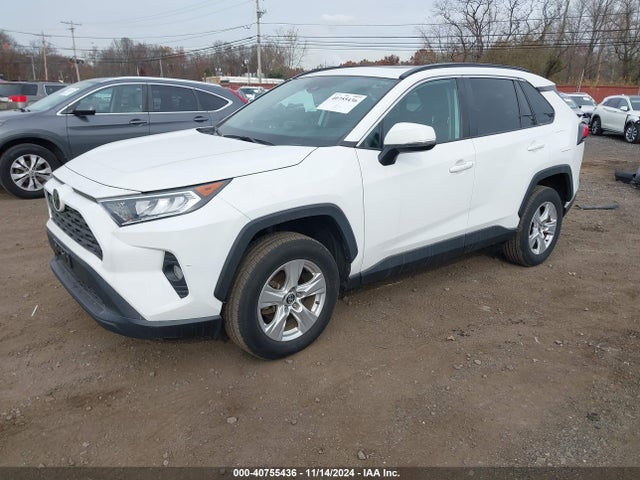 Toyota Rav4 Xle 2020 2T3P1RFV4LW097576 Image 2