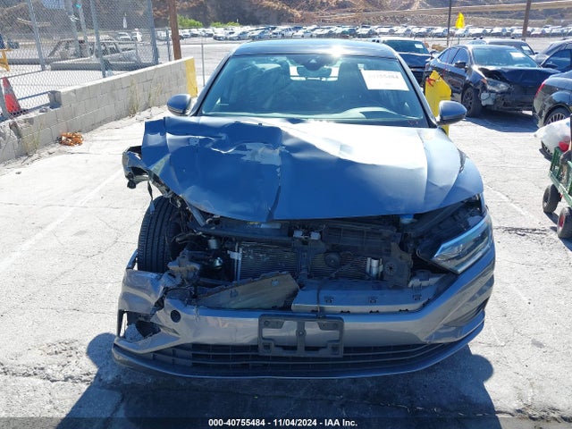 3VWE57BU7KM153973 Volkswagen Jetta 1.4t Sel
