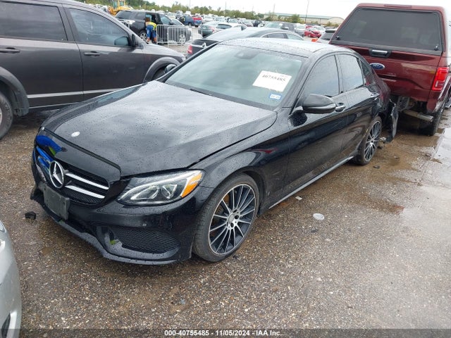 55SWF4JB5HU198943 Mercedes-Benz C 300 Luxury/sport