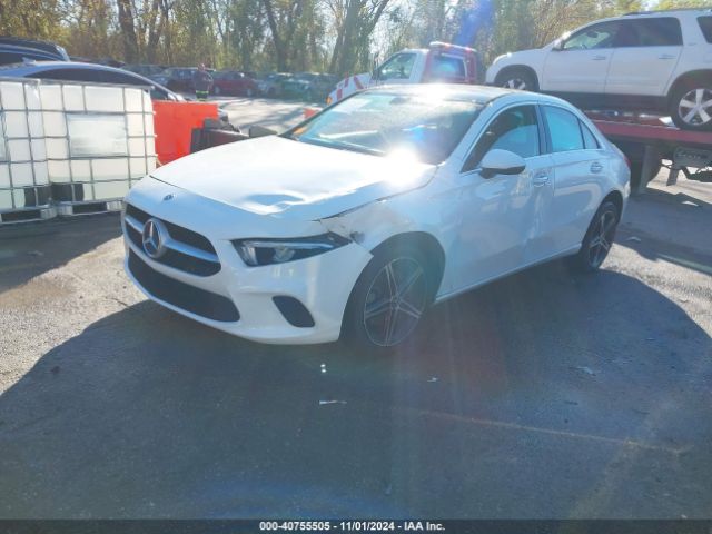 WDD3G4FB4KW025207 Mercedes-Benz A 220 4matic