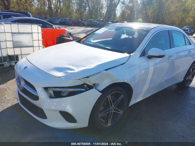 WDD3G4FB4KW025207 Mercedes-Benz A 220 4matic