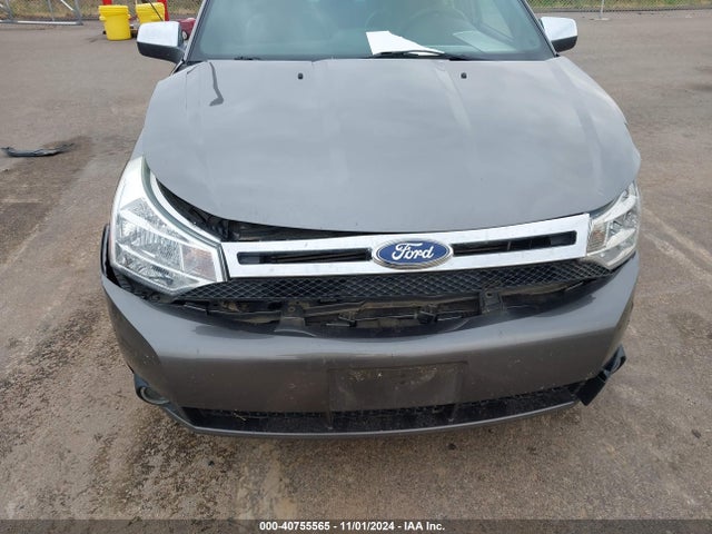 40755565 :رقم المزاد ، 1FAHP3HN4BW109826 vin ، 2011 Ford Focus Sel مزاد بيع