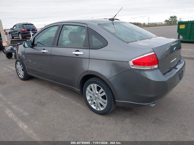 40755565 :رقم المزاد ، 1FAHP3HN4BW109826 vin ، 2011 Ford Focus Sel مزاد بيع