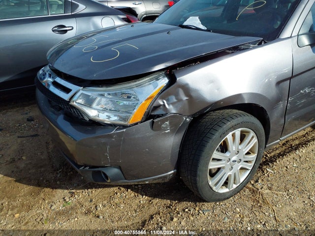 40755565 :رقم المزاد ، 1FAHP3HN4BW109826 vin ، 2011 Ford Focus Sel مزاد بيع