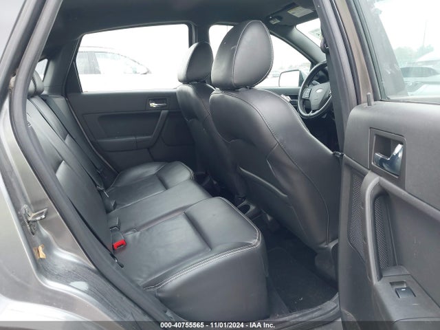 40755565 :رقم المزاد ، 1FAHP3HN4BW109826 vin ، 2011 Ford Focus Sel مزاد بيع