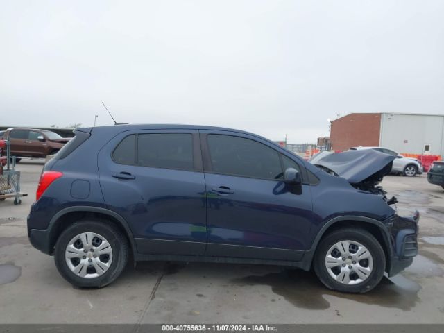 3GNCJKSB1JL198880 Chevrolet TRAX LS