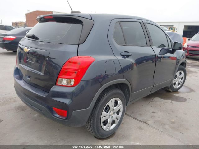 3GNCJKSB1JL198880 Chevrolet TRAX LS