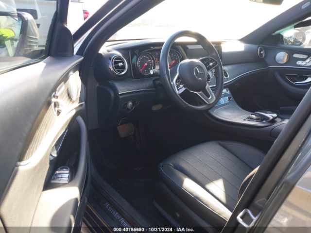 WDDZF4JB4KA581261 Mercedes-Benz E 300