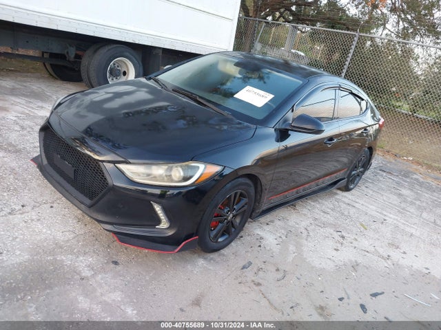 Hyundai Elantra Value Edition 2018 5NPD84LF7JH318462 Image 2