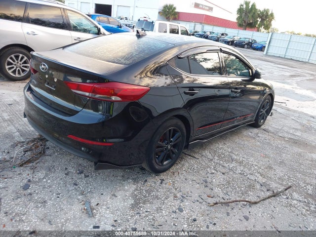Hyundai Elantra Value Edition 2018 5NPD84LF7JH318462 Image 4