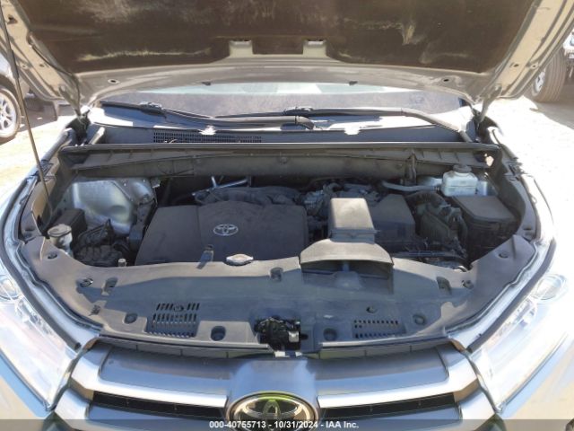 5TDZZRFHXKS300675 Toyota Highlander Le Plus