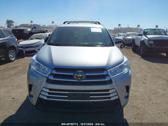 5TDZZRFHXKS300675 Toyota Highlander Le Plus