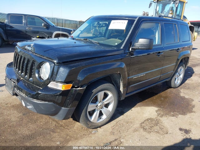 Jeep Patriot Latitude 2015 1C4NJRFB2FD417542 Image 2