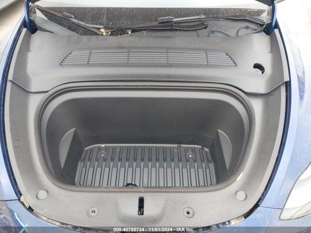 2024 TESLA MODEL Y 7SAYGAEE7RF102521 Photo 9