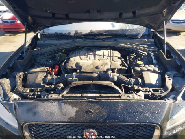 2017 JAGUAR F-PACE SADCJ2BV4HA499734 Photo 9