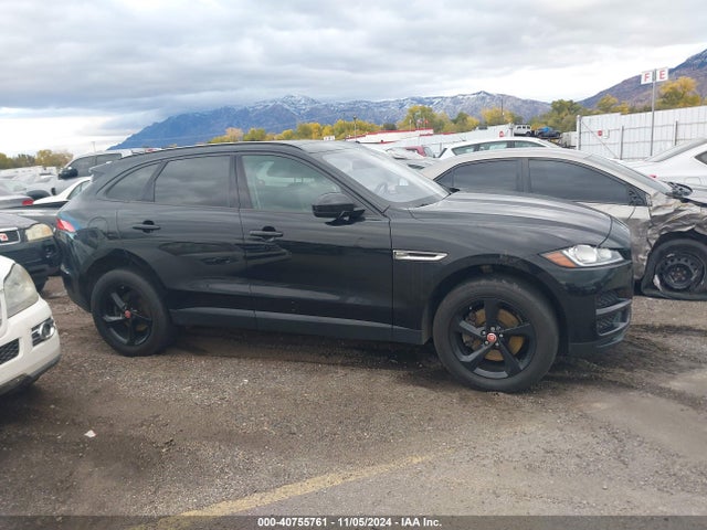 Jaguar F-pace Premium 2017 SADCJ2BV4HA499734 Image 13