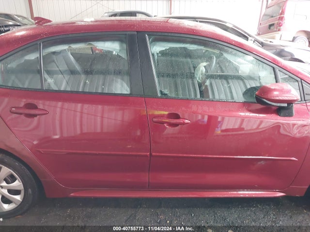 Toyota COROLLA LE 2022 5YFEPMAE8NP288379 Image 13